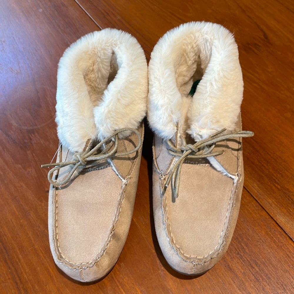 Nautica bootie slippers size 8